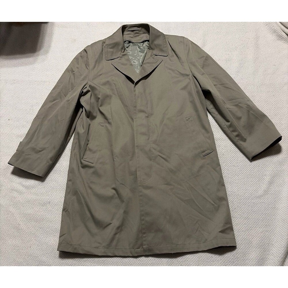 Vintage Men’s Trench Coat Raincoat Taupe Gray Size 44R Lightweight